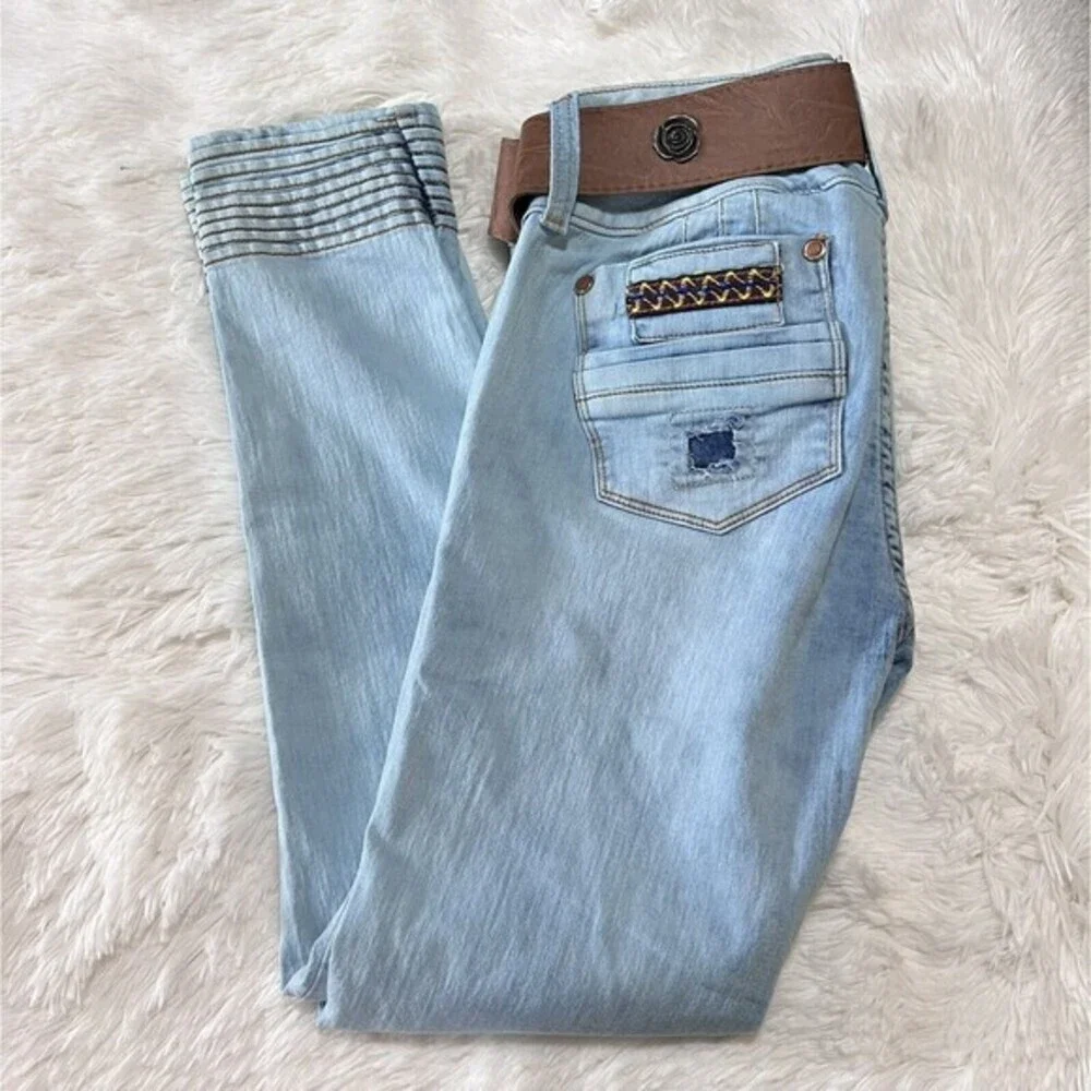 Bambu Women's Jeans‎ Stretch Skinny Destroyed Denim with Belt - 9 US 14 Colombia
